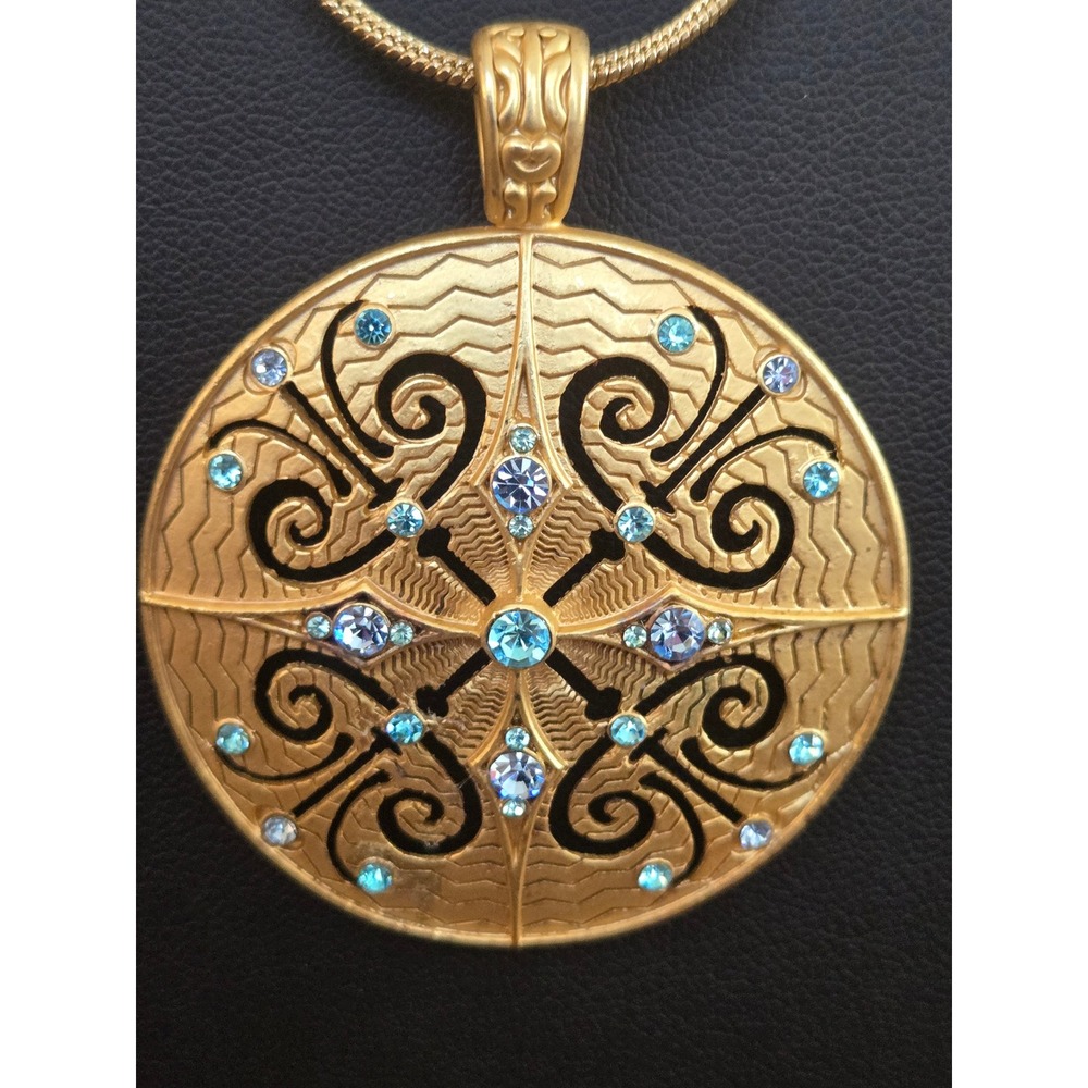 Avon Medallion Necklace Pendant Sky Blue Rhinestones Gold Tone 21" Vintage - Picture 2 of 7